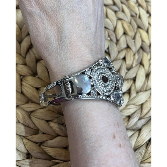 Vintage Statement All Around Rhinestone Flower Clamper Bracelet Silver Tone - Picture 2 of 7